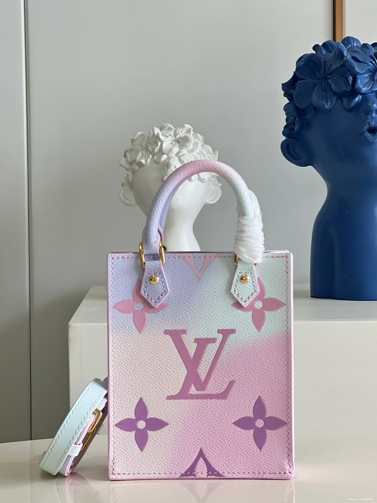 SAC VUITTON PETIT LOUIS PLAT 0814